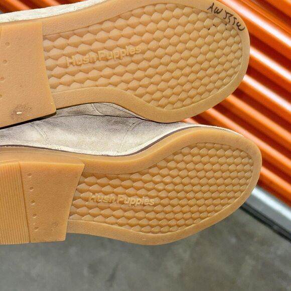 Hush Puppies Sz 6.5 Cyra Catelyn Suede Leather Chukka Ankle Boot Laced Up Casual - Picture 8 of 12